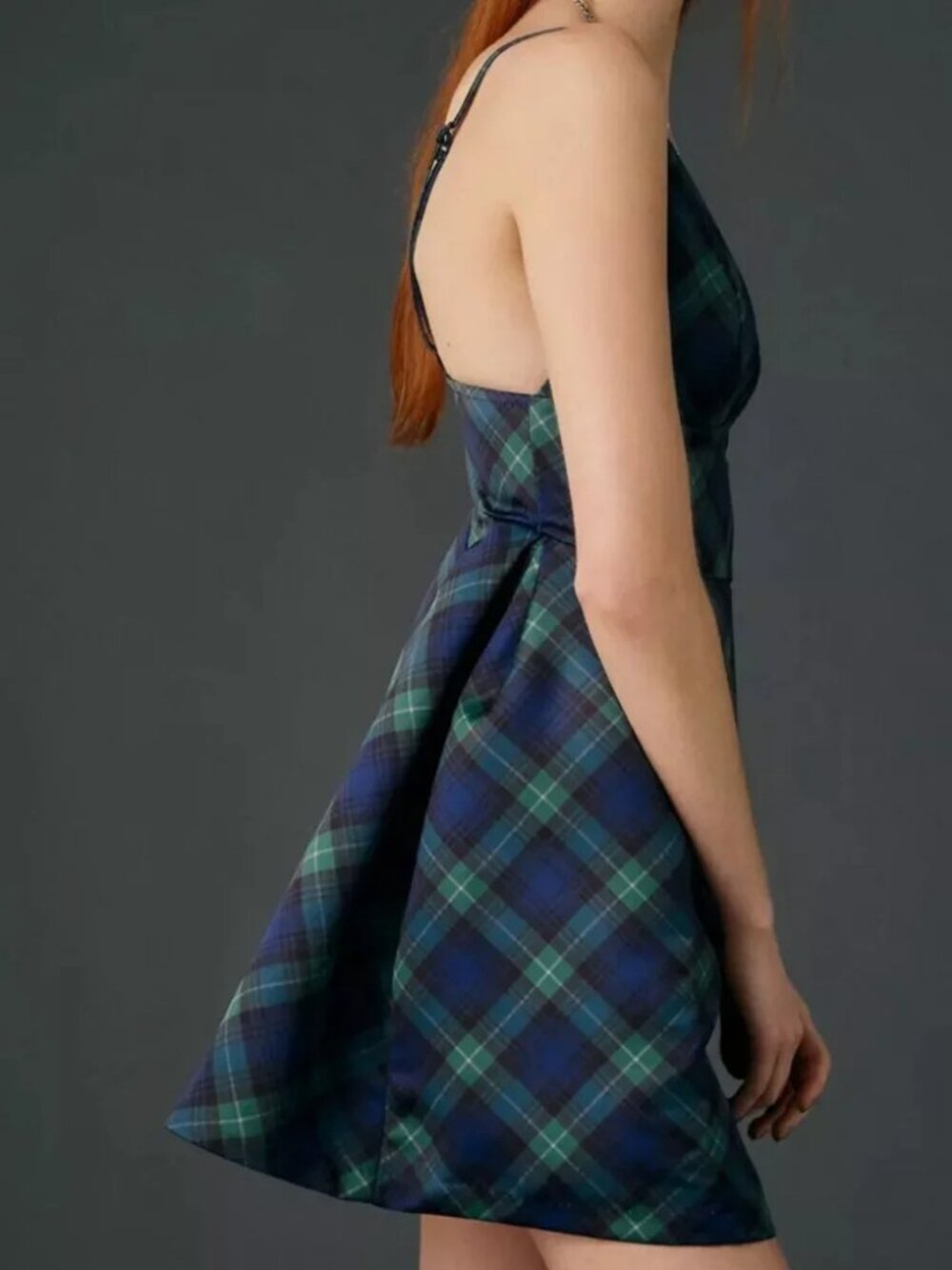 Kimchi Blue Petit Fours Fit-And-Flare Satin Mini Dress Dark Green - Picture 4 of 4